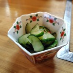 やきとんかど - はぐらうりの漬物（300円）
