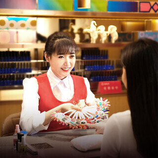 女性に大人気！120種から選べる無料のネイルサービス♪