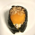 おむすびgoten - 濃厚な卵黄醤油漬けが美味♪