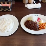 グリル一平 新開地本店 - ヘレビーフカツレツ（100g）