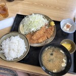 とん亭 - ミックス定食