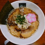 SHIN8 - 令和7年8月 ランチタイム(11:00〜14:00)
背脂塩らーめん 税込910円
ハーフチャーシュー ライン初回登録で無料サービス