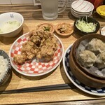 だるま焼売 - ご飯お代わり自由なようです