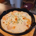 くつろぎ納屋 森のキッチン - えびグラタン(900円)