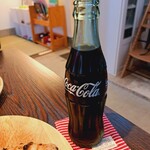 くつろぎ納屋 森のキッチン - コカコーラ(300円)