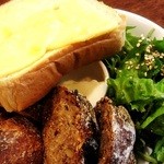 パーラー江古田 - トーストセットにしおチーズトッピング