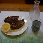 Kamegai - お通し４　　　　　　　　マグロとろかま炙り醤油　で〆。満足しました