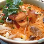 オールドタイランド - トムヤムヌードル