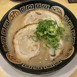 博多長浜らーめん　夢街道 - 料理写真: