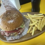 LOVE THIS BURGER - ベーコンチーズバーガー