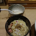 焼きあご煮干しらぁめん 碧猫 - 和え玉をガンガン追加