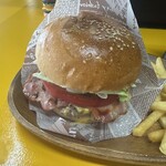 LOVE THIS BURGER - ベーコンチーズバーガー