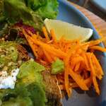 BLUE SIX COFFEE - アボカドトースト