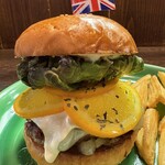 THE GRABBER hamburger pub - 『オレンジチーズバーガー¥2,145』
      『サンセットフロート¥825』