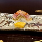 割烹 新多久 - ヒラマサの棒寿司