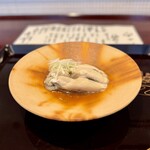 割烹 新多久 - 岩牡蠣