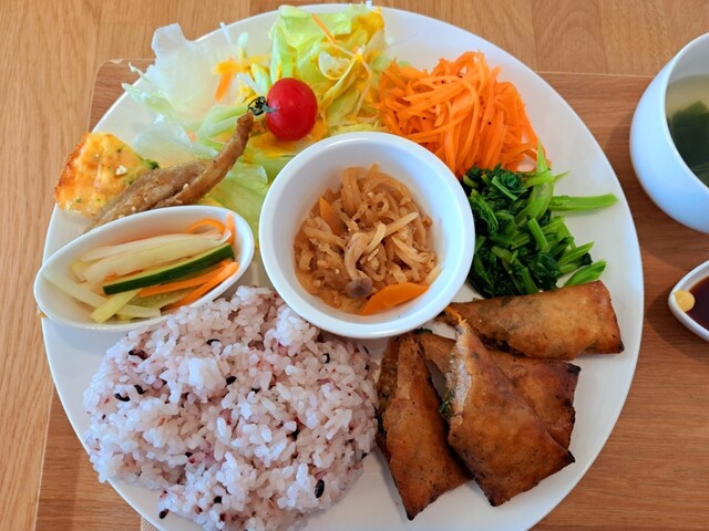 福島の隠れ家カフェ felice（フェリーチェ） &ndash; 落ち着く空間と手作りスイーツ