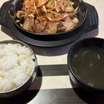 自起屋 - サムギョプサル