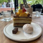 エスリビングハナレ - 