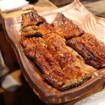 柳家 - 巨大天然うなぎの蒲焼