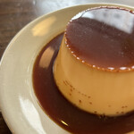 2F coffee - プリンのアップ
