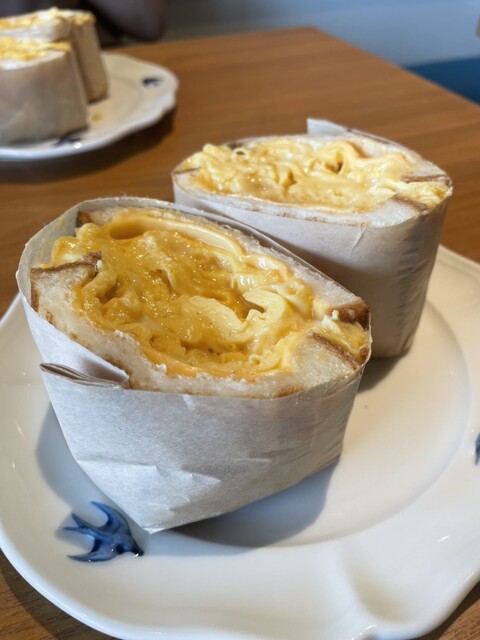 Biei Komugi no Shoku Pan Senmon Ten Tsubame Pan & Milk Shidami Ten photo