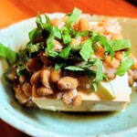 やきとり家 錦海まる - しそ納豆豆腐