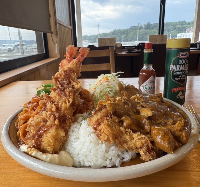喫茶と土産 南1の4 &ndash; 石巻市鮎川浜の食堂