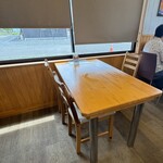 喫茶と土産 南1の4 - テーブル席