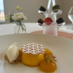 メゾン フジヤ ハコダテ - デザート　パッションフルーツ＆マンゴーのムース