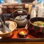 宇奈とと 大阪梅田店 - 