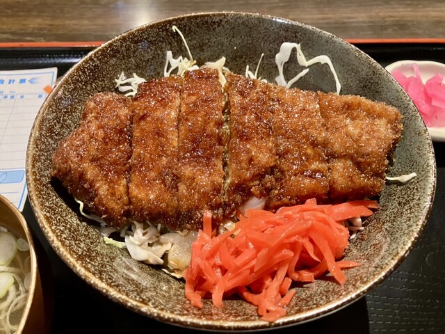 ごはんや華奈 &ndash; 喜多方の本格食堂で味わう温かい定食