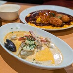 オムライス専門店 イーグル - シーフードクリームソース、海の幸クリームコロッケ デミソース