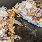 お好み・もんじゃ 清十郎 - 半分に切ってみました♡