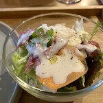 フフレ - ◾︎ 生ハムサラダ添え、サラダ