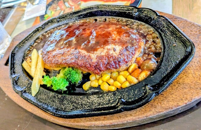 ダイニング サクラ（SAKURA） - 登米市その他（ハンバーグ）