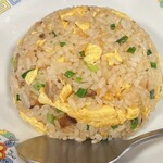 長浜ラーメン 博多屋 - 半チャーハン。普通に美味しい。