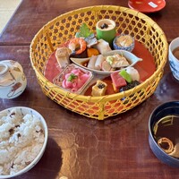 韻松亭 - 