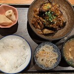 土鍋炊ごはん なかよし - なすと豚肉の味噌炒め定食