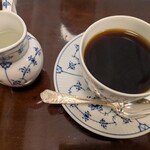 銀座七丁目花椿通り 椿屋珈琲 銀座本館 - 