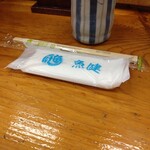 さかな屋すし 魚健 - おしぼりとお箸