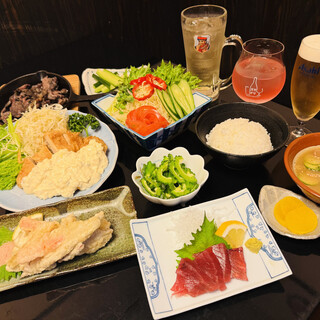 種類豊富な宴会コース◆ちょい飲みに最適な自由度高めコースも◎