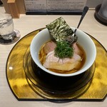 入鹿TOKYO 六本木 - ポルチーニ醤油らぁ麺