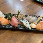 函館活鮮居酒屋 魚和 - 刺し盛り一人前　1,280円