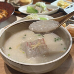 フォレスト・テーブル - 