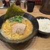 横浜家系ラーメン 銀家 パルナード店