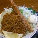 おいしんぼ - エビフライ、ロースカツ2枚、大盛りキャベツ、タルタル付き♪