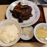 ぎょうざの満洲 - 料理写真: