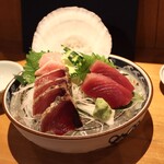 吟醸マグロ - カツオとマグロの合い盛り