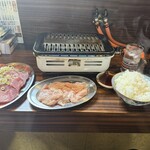 ラーメン 焼肉 奴 - 